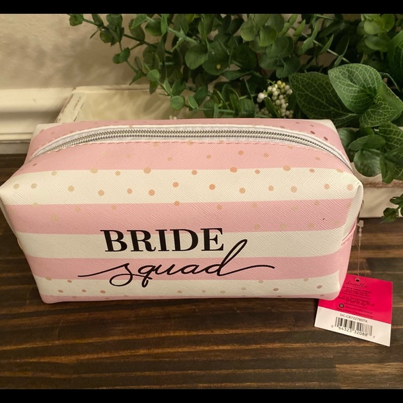 Bride Squad Wedding White Pink Striped Gold Dots Toiletry Make-up Cosmetic Bag - Picture 6 of 6